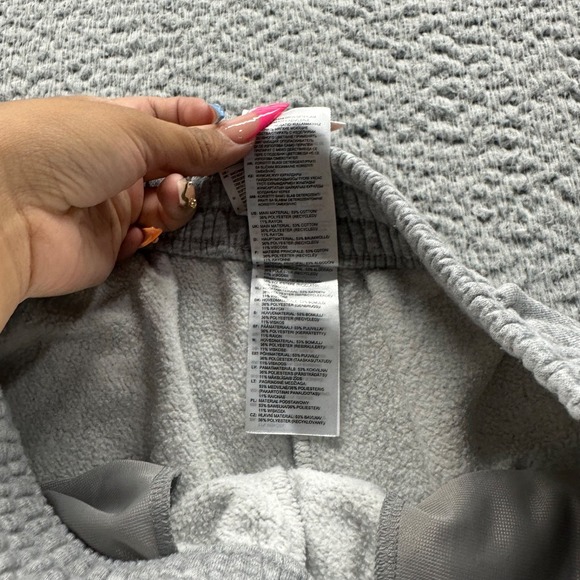 Adidas Sweat Shorts Mens Small Gray Cotton Blend 11 inch Inseam 3 Strips - Picture 4 of 10